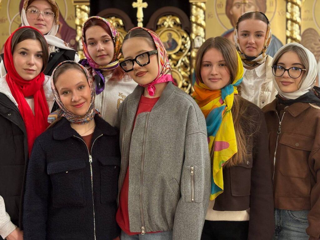 Молодежь Смолевичского района внесла свой вклад в восстановление духовного наследия