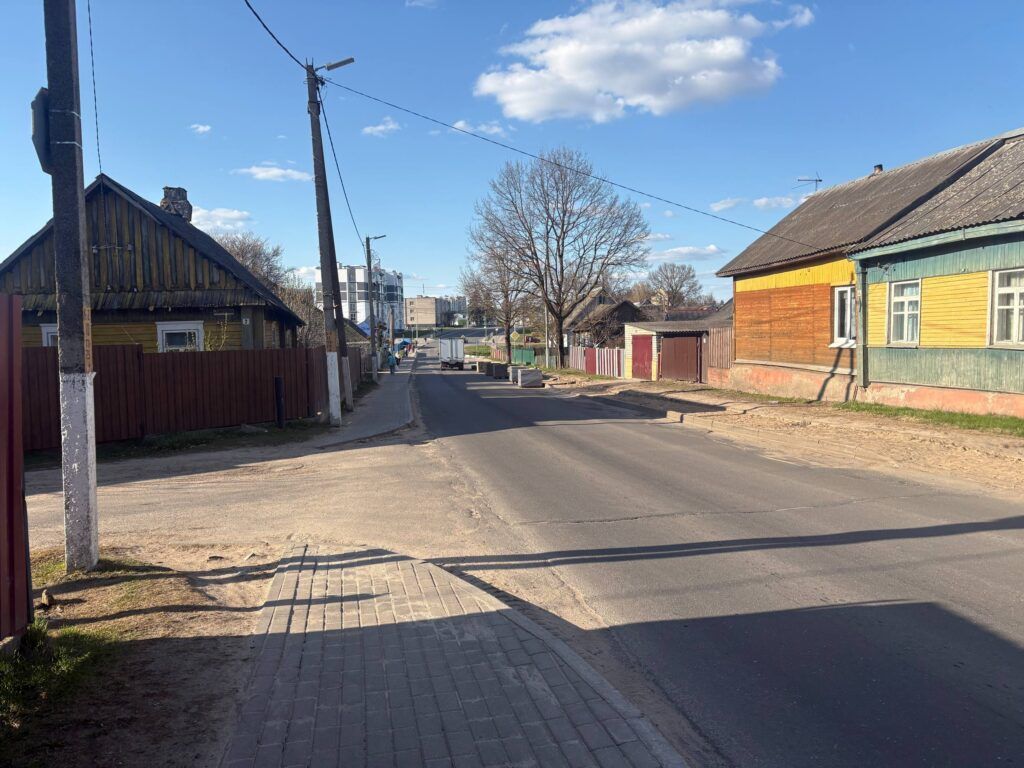 Через Комсомольскую можно ехать. Дорогу перекроют позже