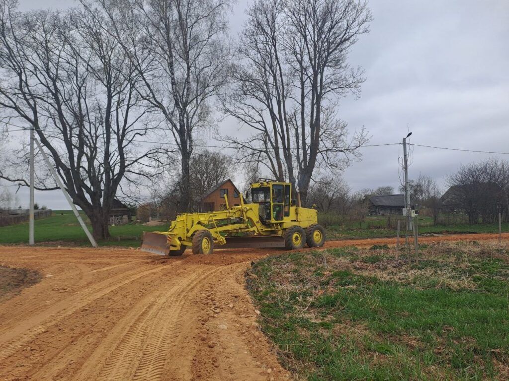 Следующей на пути дорожного марафона стала улица Смирнова в Студенке