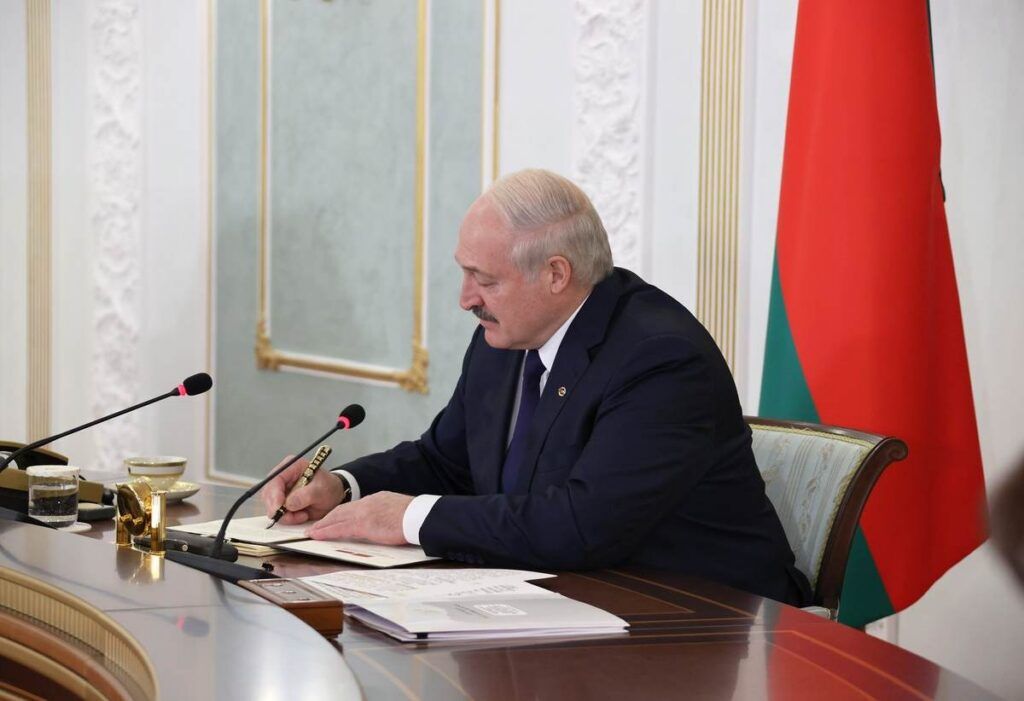 Лукашенко подписал новую директиву о партнерстве с Китаем