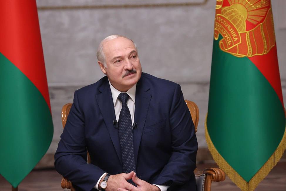 Президент поздравил работников и ветеранов радио, телевидения и связи с профессиональным праздником