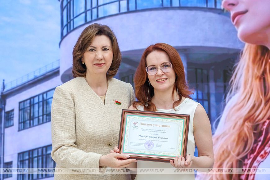 26 из 1000. Многодетная мама из Смолевичей стала финалисткой республиканского конкурса «Вдохновение для души»