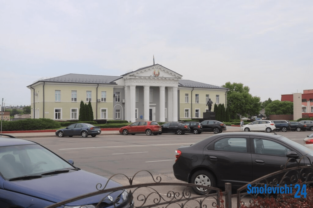 Центр Смолевичей перекроют для транспорта. Рассказываем, когда и где