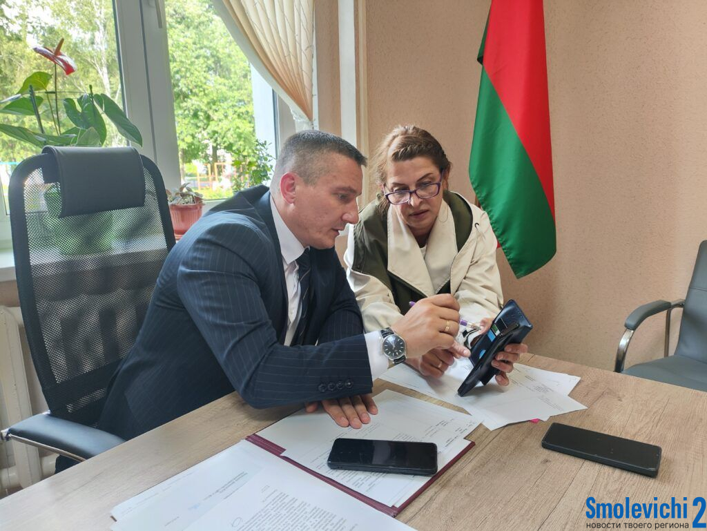 Глава района разбирался с жалобами сельчан Плисского сельсовета