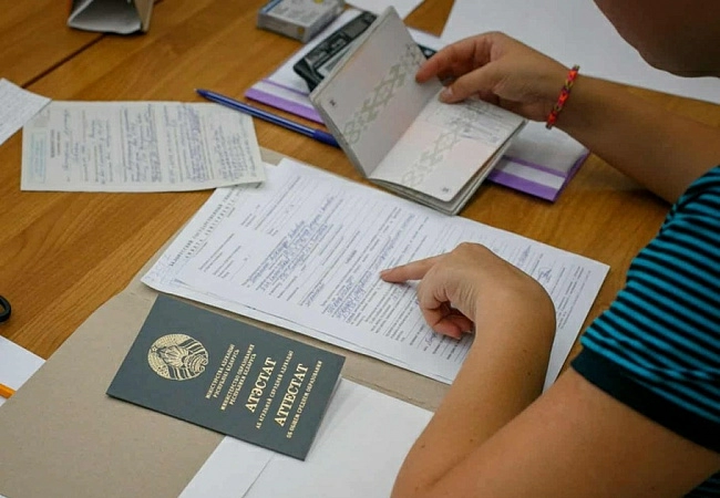 Узнали, как можно подать документы в вузы  без очереди