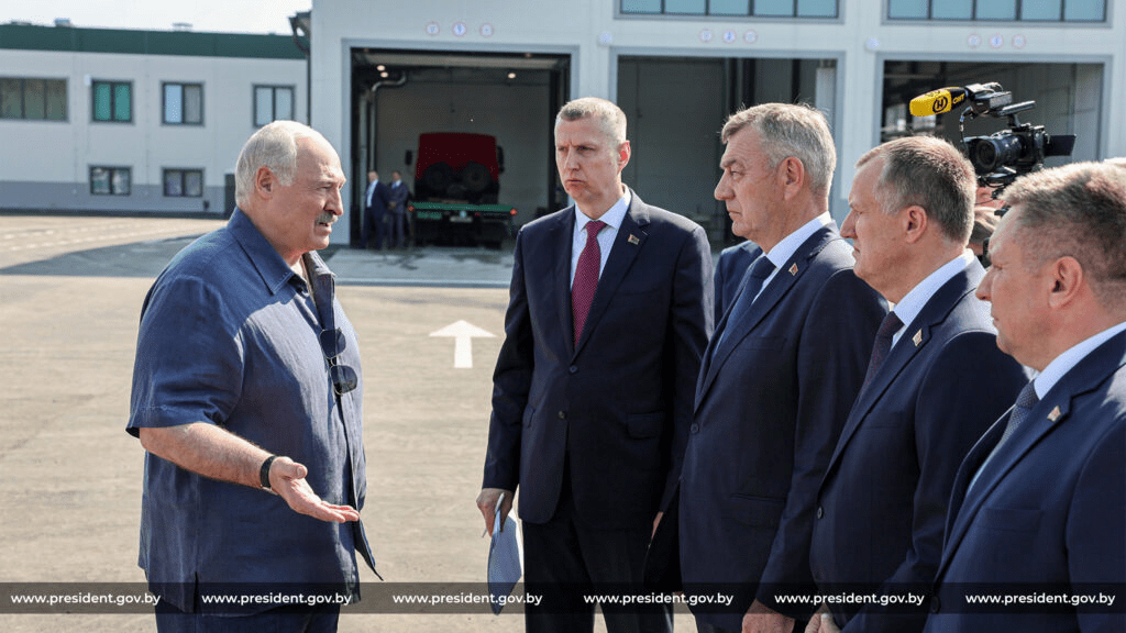 Президент расставил акценты в привлечении в Беларусь трудовых мигрантов 