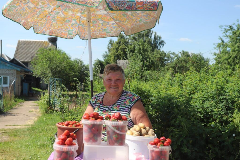 Хозяйка из Смолевичского района рассказала, как управляется с большим подворьем