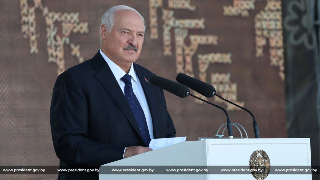 Александр Лукашенко принял участие в церемонии торжественного открытия международного фестиваля этнокультурных традиций «Зов Полесья».