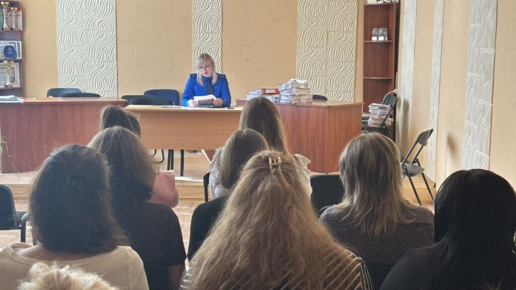 Следователь рассказала коммунальщикам, как защитить себя и свои деньги