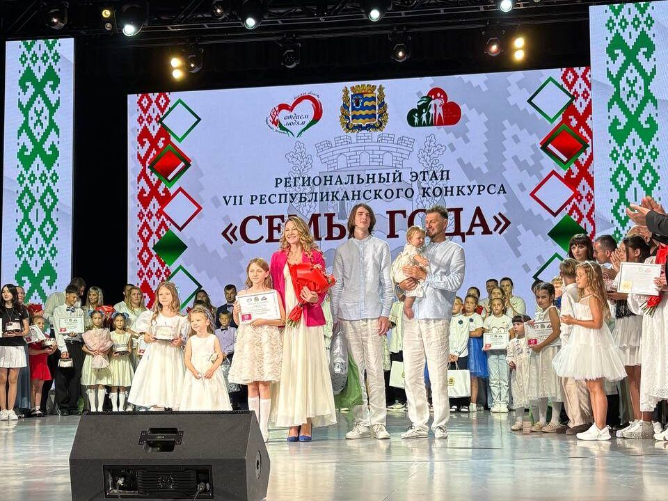 Серебряный успех — семья Цукановых заняла второе место в региональном конкурсе «Семья года»