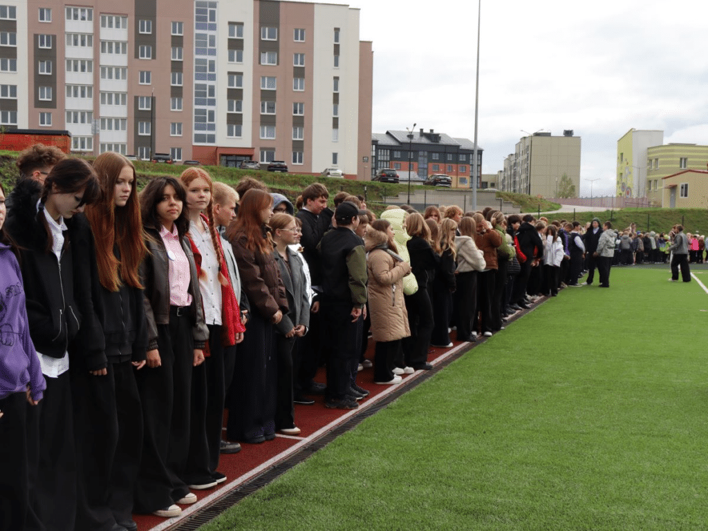 Учебная тревога в школе №4 – более 500 учеников и педагогов отработали эвакуацию