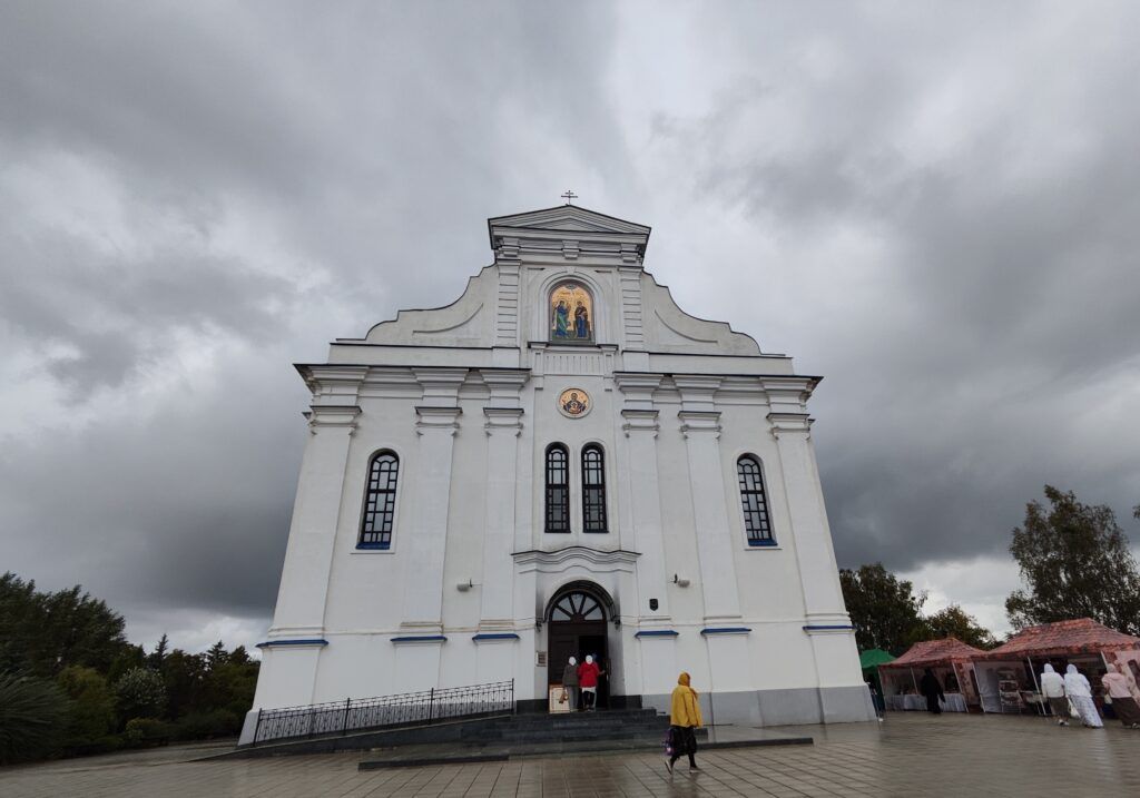 В Ляденском монастыре хранится икона, побывавшая на орбите