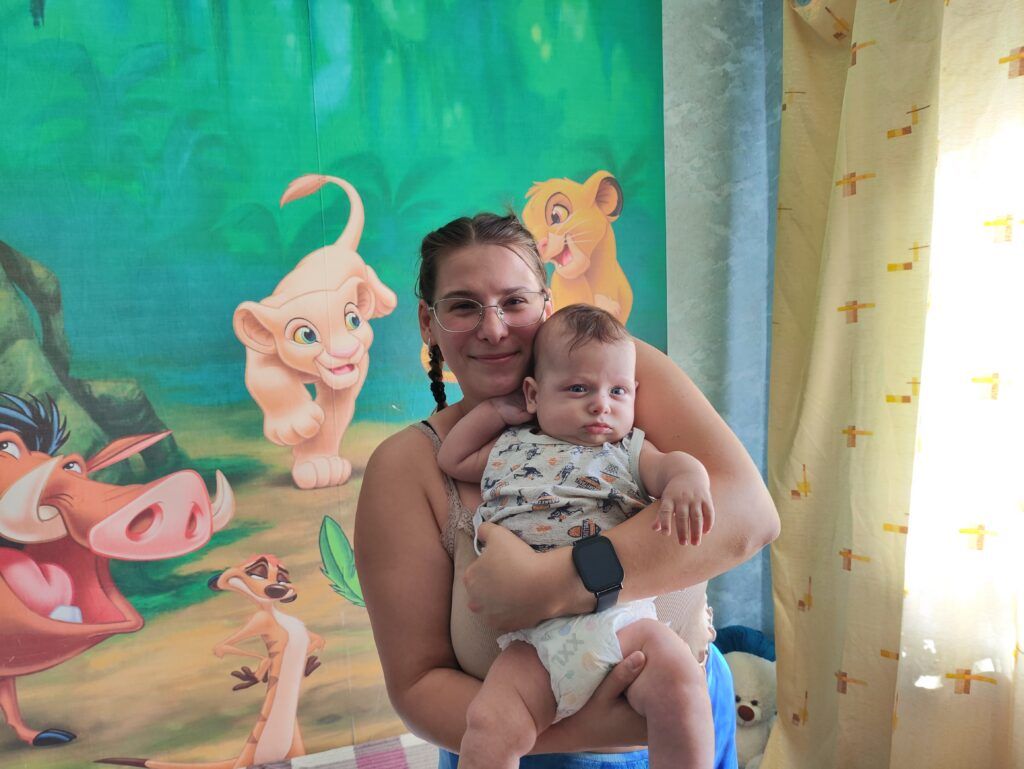 Многодетная семья из Усяжа получила главный символ родительской любви