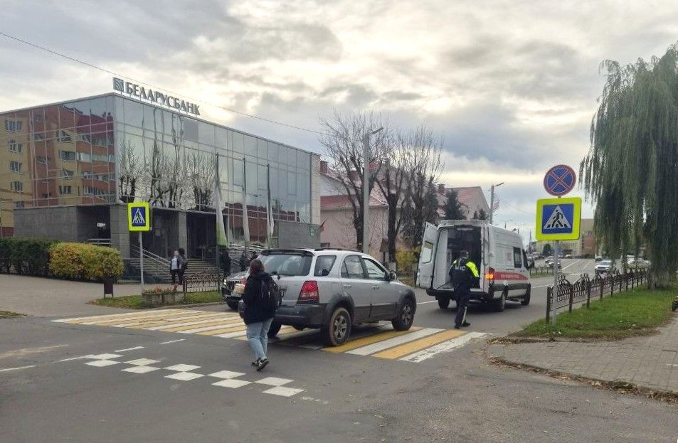 В Смолевичах под колеса иномарки попала пенсионер – ГАИ напоминает о безопасности