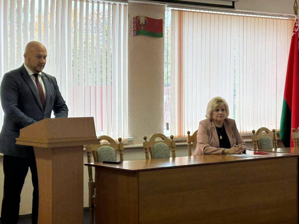Дмитрий Богданович встретился с коллективом «Озерицкого-Агро»